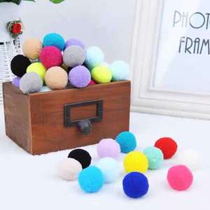 Mainan Kucing Bola Penggoda Pola Geometris Warna-warni Bahan Katun Plush, Mainan Hewan Peliharaan Interaktif Elastis - Product Image 3