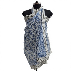 Sarong con borde de zari y estampado indio de patrón sólido, falda envolvente de algodón hecha a mano, pañuelo de playa bohemio ético - Product Image 1