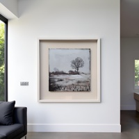 Cadre Mural Paysage Arbre avec Boîte à Ombre Grise – Art Naturel pour Décoration Intérieure Moderne