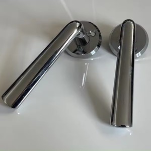 Poignées de porte robustes et durables, design nordique suédois, noires, avec serrure, très vendues - Product Image 4