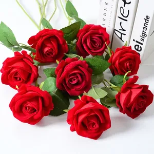 Rosa Artificiale in Flanella con Effetto Perla e Foglie Verdi, Fiori Decorativi per Ufficio, Fiori in Seta per Matrimoni - Product Image 1
