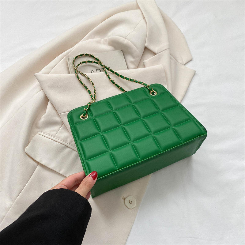 สีเขียว