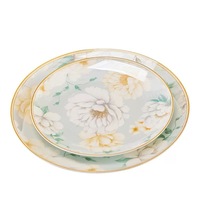 Service de table en porcelaine de luxe à motif camélia, 60 pièces, vaisselle en céramique à bord doré avec soupière et cygne pour banquet de mariage