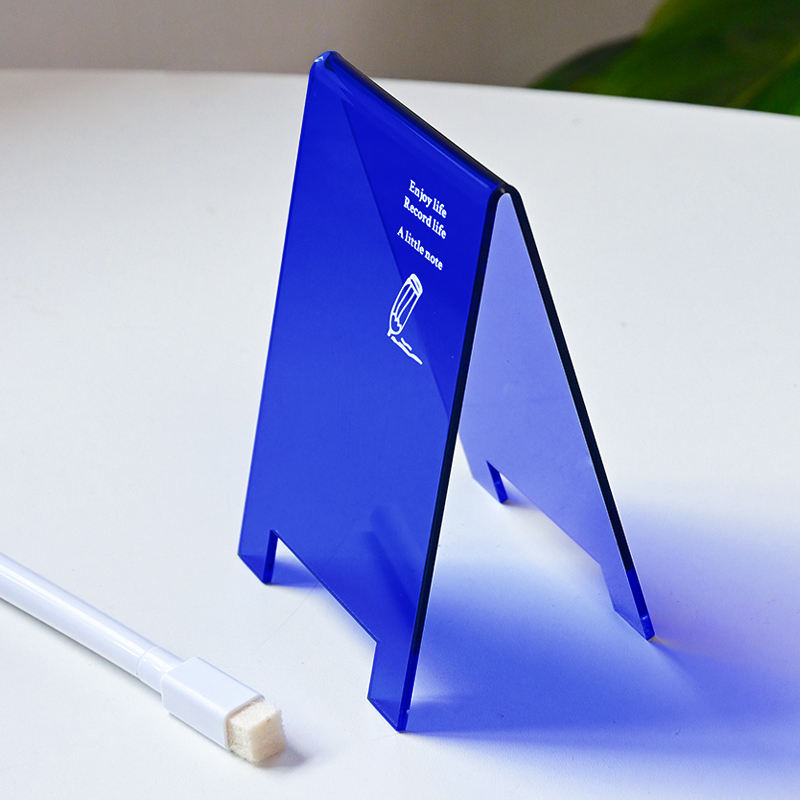 สีฟ้า Klein