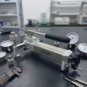 Comparateur de source et calibrateur pneumatique manuel HSIN613 à raccord rapide 1/2 NPT, 1 Pa, haute précision, garantie 1 an - Product Image 1