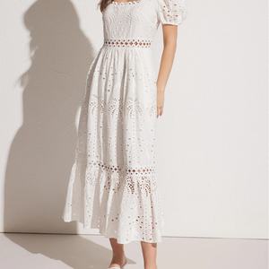 Nouvelle Robe en Coton Blanche Courte à Manches Bouffantes et Broderies en Dentelle Transparente Style Western Élégant pour Femme – Collection 2025 (Vente en Gros) - Product Image 4