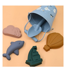 Luckykoo Idea Custom Toddlers Foldable Bucket Shovels Sand Summer Toys <b>Set</b> <b>Kid</b> Eco-friendly Silicone Beach Toys - Product Image 5