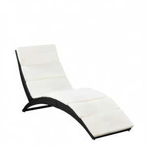 Tumbona con Cojín, Muebles de Exterior Reclinables, Ratán PE, Diseño Moderno, Estilo Contemporáneo, Operación Manual - Product Image 1