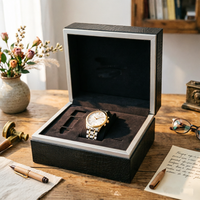 Boîte à montre en bois avec revêtement en cuir de crocodile, doublure en velours, logo personnalisé, boîte de rangement de luxe pour une seule montre, emballage cadeau pour marque de montres