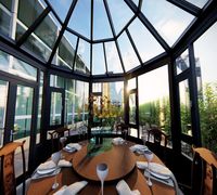 Jardin d'hiver en aluminium 40 M2 Pergolas et gazebos Serres extérieures étanches Bâtiment pour mariage
