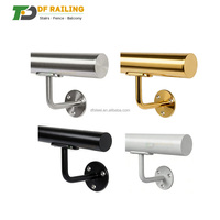 Système de balustrade en aluminium DF au design moderne pour escaliers, terrasses et balcons, avec garde-corps en verre trempé, rails inférieurs et supérieurs, pour hôtels et projets DIY