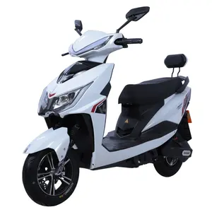 推动电动滑板车在印度流行CKD SKD廉价大容量电动摩托车