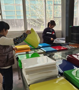 Vinilo Textil Termotransferible YESION al por Mayor en Rollos, Vinilo de Transferencia de Calor de PU y PVC <span class=keywords><strong>para</strong></span> <span class=keywords><strong>Camisetas</strong></span>, Vinilo Termotransferible <span class=keywords><strong>para</strong></span> <span class=keywords><strong>Camisetas</strong></span> de Algodón - Product Image 4