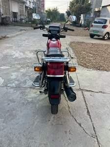 Moto de rue Haojue <span class=keywords><strong>150cc</strong></span> fabriquée en Chine - Monocylindre refroidi par air, économique en carburant, personnalisable - Product Image 4