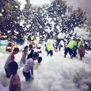 Espuma en Polvo Blanca para Piscinas de Verano Jiechuang, para Uso en Parques Acuáticos al Aire Libre - Product Image 1