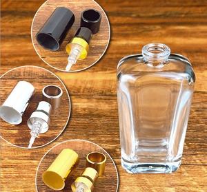 Venta al por mayor botella <span class=keywords><strong>de</strong></span> perfume <span class=keywords><strong>50ml</strong></span> bayoneta agua <span class=keywords><strong>de</strong></span> tóner transparente <span class=keywords><strong>de</strong></span> la botella <span class=keywords><strong>de</strong></span> spray <span class=keywords><strong>de</strong></span> perfume para hombres y mujeres - Product Image 1