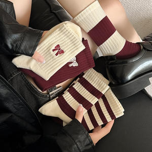 Chaussettes mi-mollet en coton pour femme, style décontracté, motif nœud, imprimé numérique, style jeune, motif uni polyvalent, doublure en coton - Product Image 2