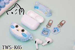 หูฟังบลูทูธไร้สาย TWS รูปแมวน่ารัก พร้อมจี้อะคริลิค สำหรับสาวๆ หูฟังแบบใส่ในหูขนาดเล็ก พร้อมเคสชาร์จแบบพวงกุญแจ - Product Image 4