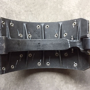 Original Quality Brake Shoe Assembly HD90129340422 Heavy Spare <strong>Parts</strong> Truck Body Exterior Components - Product Image 4