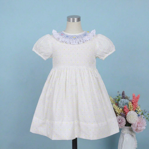 Robe midi trapèze géométrique blanche 100 % coton, trois fleurs faites à la main, OEM ODM, pour enfants, style smock, saison printemps, respirante, écologique - Product Image 1