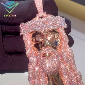 Colgante de Jesús Personalizado con Diamantes de Imitación, Plata 925, Diamantes Moissanite, Chapado en Oro, Estatua de Jesús, Colgantes de Oración, Joyería - Product Image 4