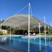 Tente de couverture de piscine extérieure sur mesure en PVDF à grande portée, auvent pare-soleil, structure de tente à membrane tendue pour parc et villa