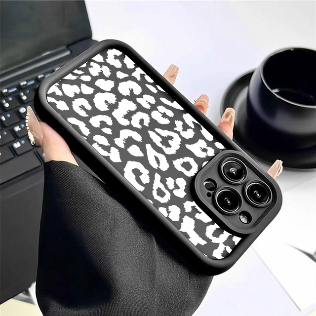 Excellent White Leopard Print Ladder Lens Style Shockproof TPU Mobile Phone Cover Case for Samsung Galaxy A07 A17 A56 S26 Ultra