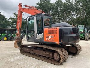 Excavatrices hydrauliques Hitachi ZX130 d'occasion, peu utilisées, 13 tonnes, à vendre - Product Image 3