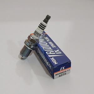 Pièces automobiles NGK <span class=keywords><strong>a</strong></span> autorisé la vente de bougies d'allumage d'origine d'origine 4272 BKR6EIX-11 OEM 9GYSR 3764 6418 pour MORGAN/<span class=keywords><strong>PORSCHE</strong></span>/Saab - Product Image 2