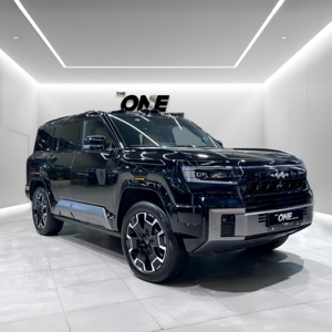 รถยนต์ใหม่ BYD Leopard 8 พวงมาลัยขวา PHEV รถ SUV ขนาดใหญ่สำหรับขับขี่ออฟโรด ระบบขับเคลื่อนสี่ล้อ 4WD ระยะทางวิ่งรวม NEDC 1,040 กม. - Product Image 1