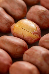 בוטנים אדומים קלויים בטעם עור אדום קלוי אגוזים ובוטנים ארוזים בשקית - Product Image 3