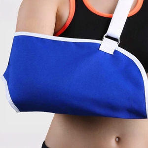 Fascia Imbottita per Braccio di Alta Qualità, Terapia del Dolore, Ortopedica, Regolabile, Ampia Tasca, Immobilezza Spalla in Rete per Pazienti - Modello - Product Image 1