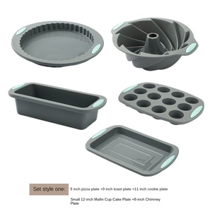 Ensemble de moules à gâteau en silicone gris de qualité supérieure, antiadhésifs, flexibles et résistants aux hautes températures, pour la cuisson professionnelle de pains et de gâteaux. - Product Image 2