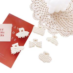 Petite pince à cheveux rétro française en perles pour femmes, style influenceur Instagram, pince élégante pour frange, pince mignonne de style coréen. - Product Image 3