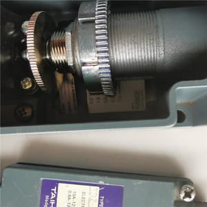 สวิตช์แรงดัน TdZ 3 0.2 7Mpa G1 2 Spdt อลูมิเนียมอัลลอยด์ Ip22 ของแท้จากญี่ปุ่น - Product Image 2