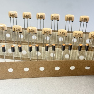 Ba thiết bị đầu cuối thức ăn thông qua tụ điện emifil LC Bộ lọc nhỏ loại chì - Product Image 2