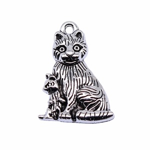 Breloque Chat Mère Pelucheuse avec Chaton 21x15mm en Alliage de Zinc Argent Vieilli <span class=keywords><strong>pour</strong></span> <span class=keywords><strong>Badge</strong></span> de Volontaire d'Association d'Accueil d'Animaux - Product Image 3