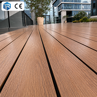 Dalles de terrasse en composite bois-plastique (WPC) à poser soi-même / Revêtement de sol en bois composite / Plancher en bois d'ingénierie facile à installer