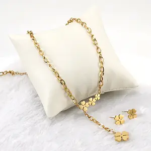 Vier Klavertje Ketting Oorbellen Set Hanger Oorbellen Ketting Sieraden Verguld Roestvrij Staal 18K Trendy Unisex, Dames