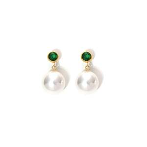 Pendientes de Moda con Piedras Verdes y Perlas, Acero Inoxidable 316L con Baño de Oro PVD, Joyería para Mujer - Product Image 1