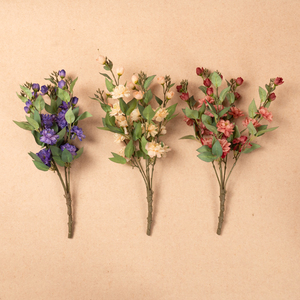 Bouquet de luxe de fleurs artificielles en soie de camélia à 5 branches de haute qualité pour salon, table à manger, mariage, festival - Product Image 6