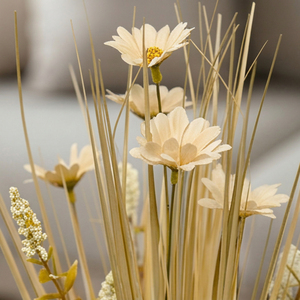 Ramo Rústico de Flores Artificiales Color Crema, Suculentas Decorativas, Arreglo Floral para Mesa, Decoración del Hogar - Product Image 4