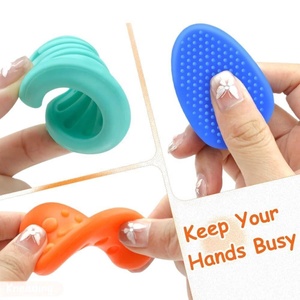 Nouveaux jouets sensoriels Fidget pour enfants adultes 6 pièces Silicone inquiétude pierre jouet de voyage pour <span class=keywords><strong>autisme</strong></span> adolescents se calmer calme anxiété Fidgets - Product Image 4