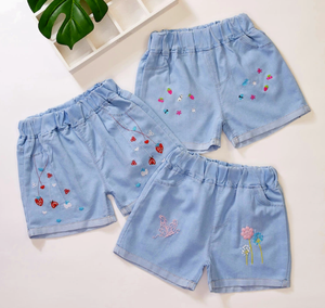 Nuovi Shorts in Denim per Ragazze 2025, Casual, Tinta Unita, Alla Moda, per Esterni, Ecologici, per Bambini e Neonati, Taglie Medie e Grandi, Vendita all'Ingrosso, Disponibili - Product Image 1