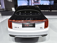 En stock – Nouvelle voiture de luxe Hongqi H9 pour adultes – Véhicule à énergie nouvelle – Voiture à essence – Sept places