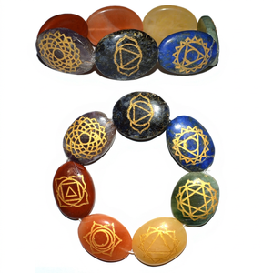 Pulsera de Piedras de Cristal Ovaladas Chakra, Hecha a Mano, Tallada, Grabada y Pulida, con Cuentas de Jaspe Rojo Dorado, Tema de Amor Reiki, Anti-Ansiedad - Product Image 1