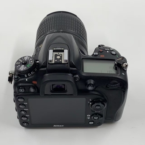 Cámara Digital Profesional Reacondicionada <span class=keywords><strong>D7200</strong></span> DSLR 18-105mm VR Kit 24.2MP WiFi NFC con Video HD 1080p y 1 Año de Garantía (Venta al Por Mayor) - Product Image 4