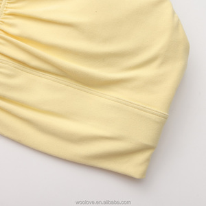 Reggiseno Sportivo Quotidiano in Lana Merino Lavorata a Maglia Senza Ferretto con Dettaglio Frontale Lusinghiero ed Eleganza Stratificata - Product Image 4