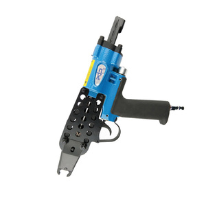 Pistola Neumática Tipo C para Anillos de Cerdo y Grapadora de Aire Azul de Grado Industrial y Bricolaje para Sujeción y Agrupación - Product Image 4