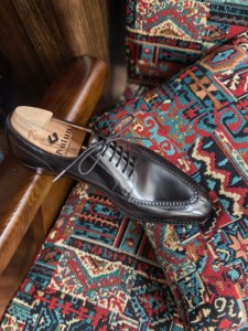 Scarpe Derby da Uomo Eleganti Fatte a Mano con Suola in Pelle Goodyear, Pelle Bovina Importata e Cuciture a Punto Pick - Product Image 2